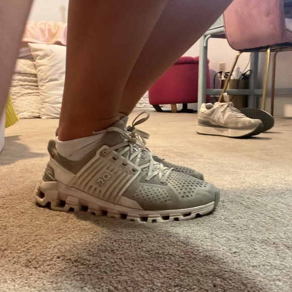 Grey women's on cloud running shoes.  These are used but in good condition. - Picture 5 of 6